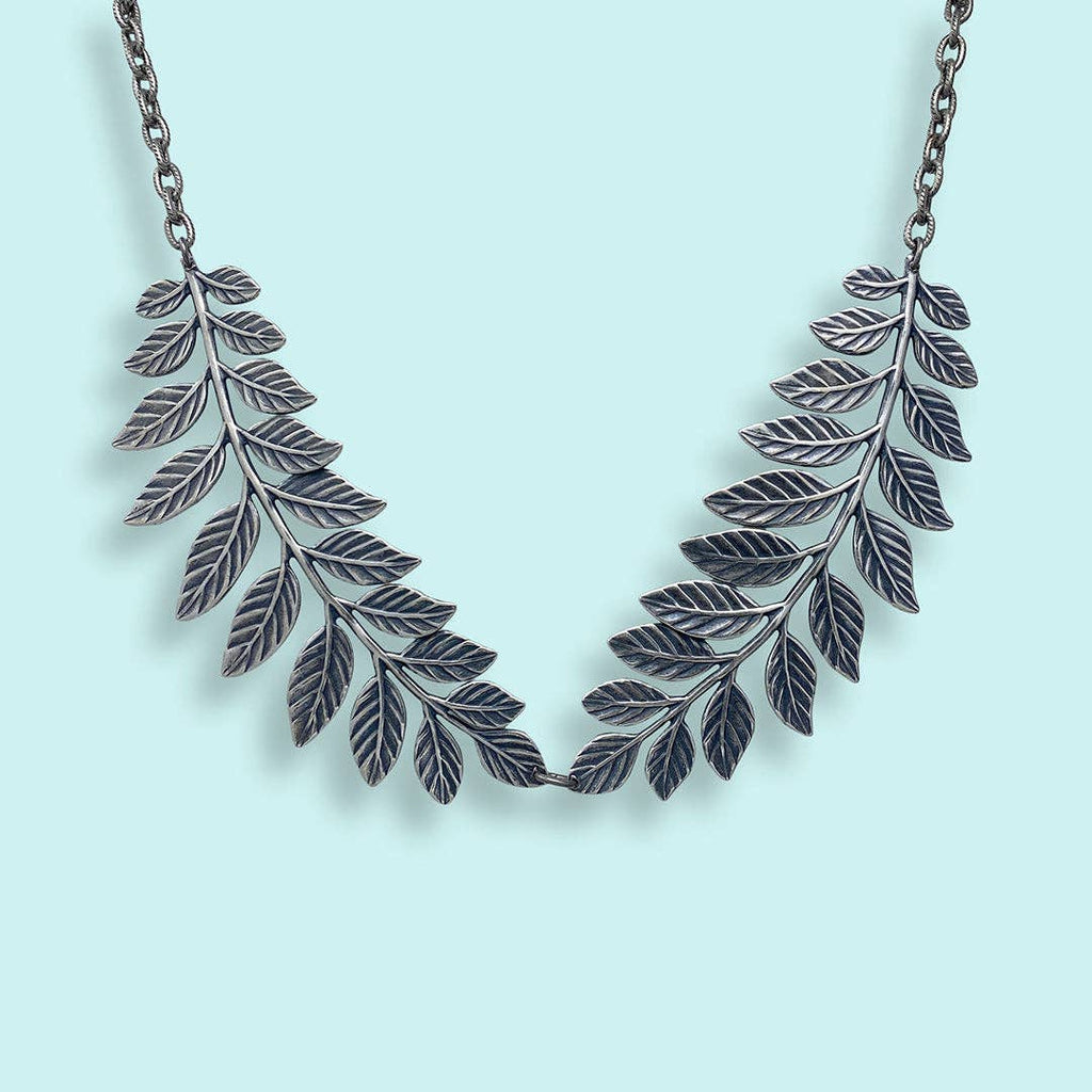 Silver Leafy Collar Necklace