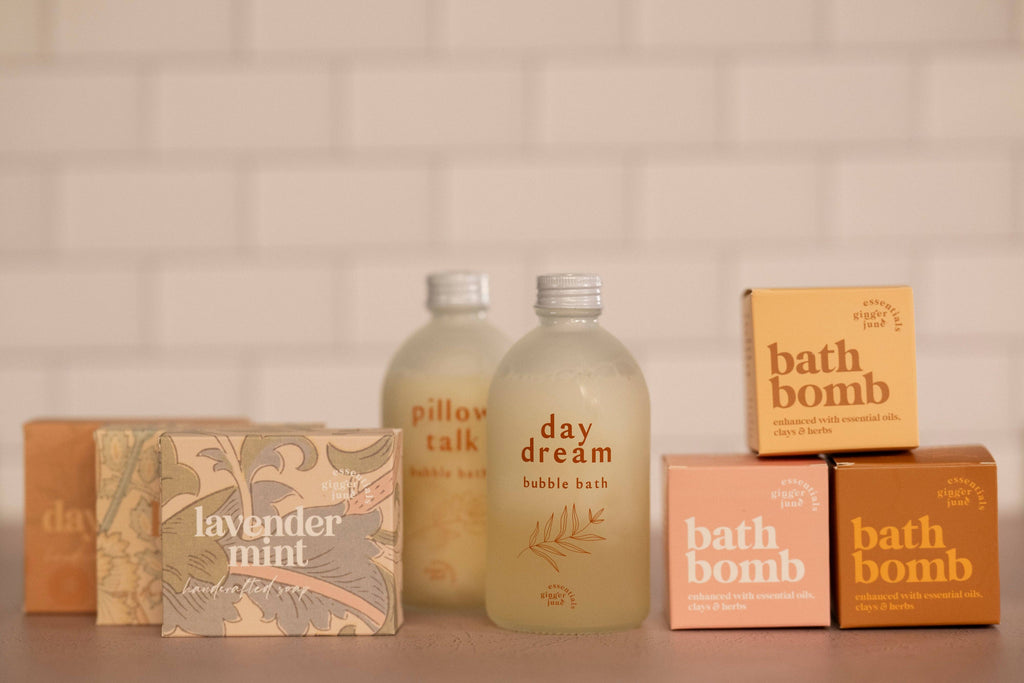 Moisturizing soap • Pillow Talk • made with coconut oil, olive oil, babassu, honey & clay