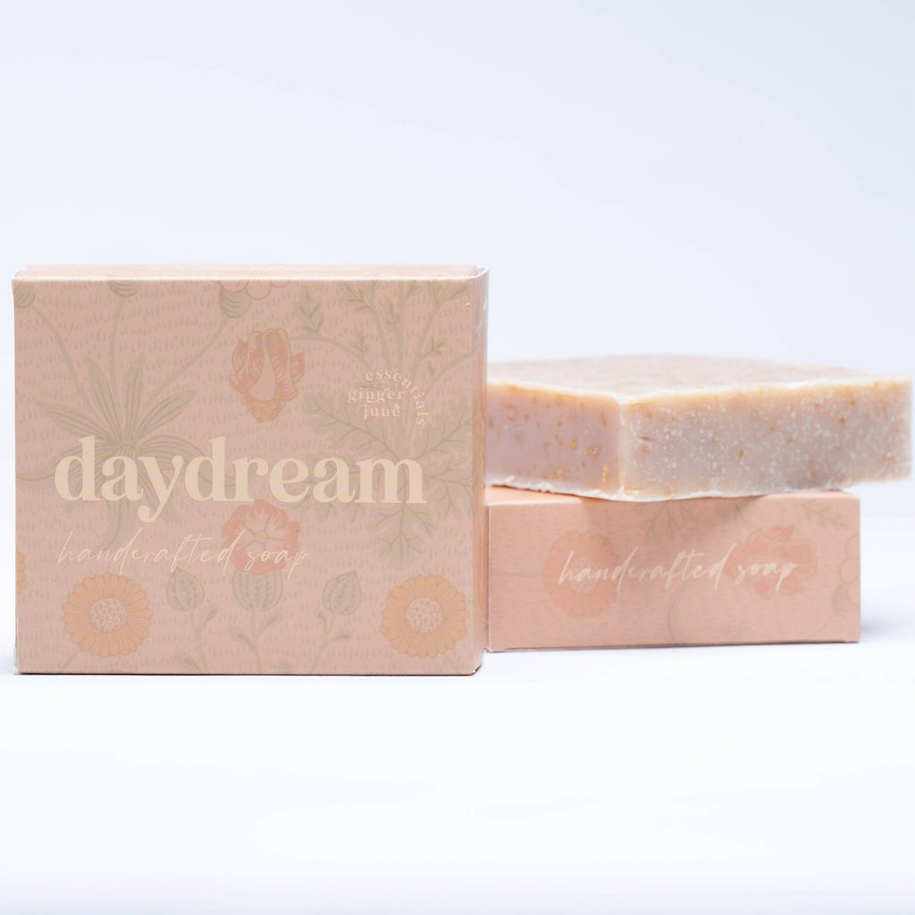 Moisturizing soap • Daydream • made with coconut oil, olive oil, babassu, honey & clay