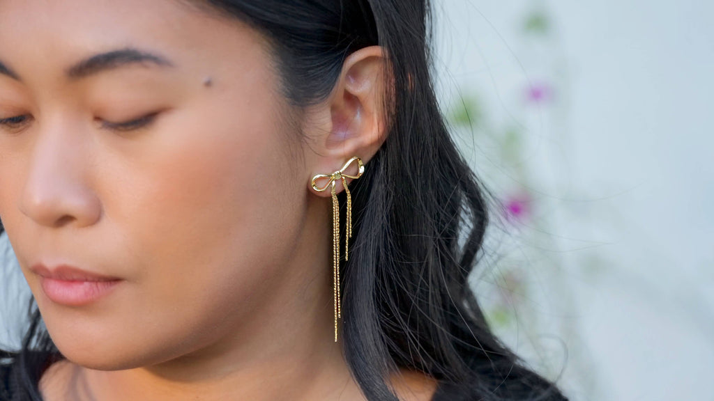 Disco Bow Studs