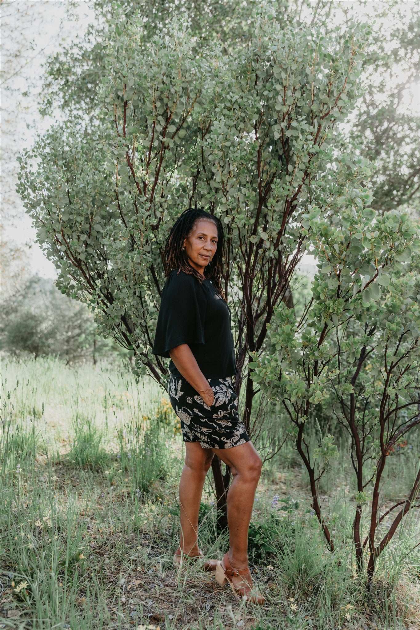 Perfect Shorts in Black Woodland Wonder