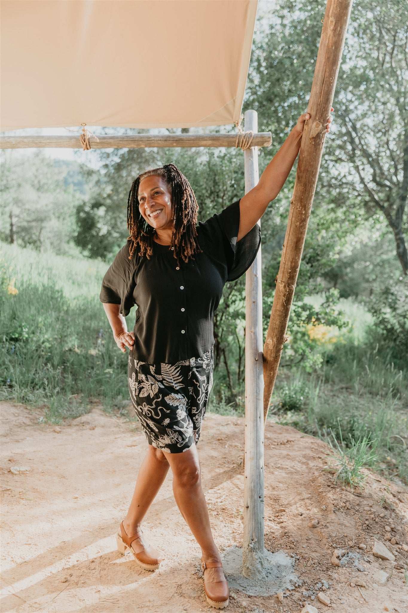 Perfect Shorts in Black Woodland Wonder
